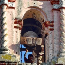Ringer of Santa Cruz Tlaxcala in action